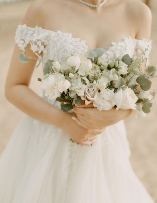 Bridal bouquet LOV 6
